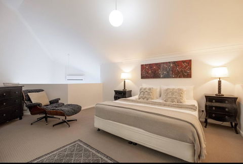 Fabulous Kangaroo Point 3 Bedroom Apartment - Accommodation Fremantle 0