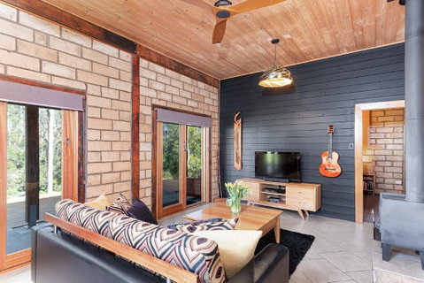 Falls River Luxury Accommodation - Accommodation Fremantle 0
