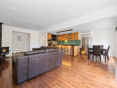 Family Foreshore Favourite - Accommodation Fremantle 1