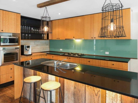 Family Foreshore Favourite - Accommodation Fremantle 0