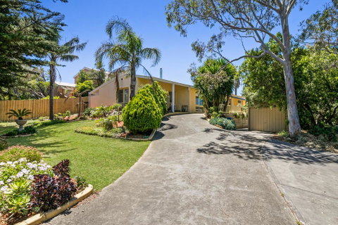 Family Fun Retreat With Spa - Accommodation Fremantle 0