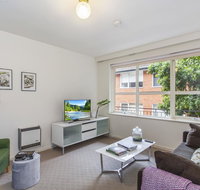 Family-friendly apartment in green Glen Iris - Accommodation Fremantle