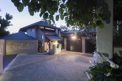Far Pavilions Luxury Villa 2 - Accommodation Fremantle 2