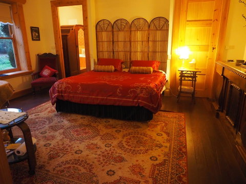 Faulty Towers - Accommodation Fremantle 3