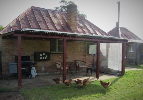 Fernbrook Cottage - Accommodation Fremantle 0