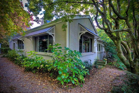 Finchley - Accommodation Fremantle 0