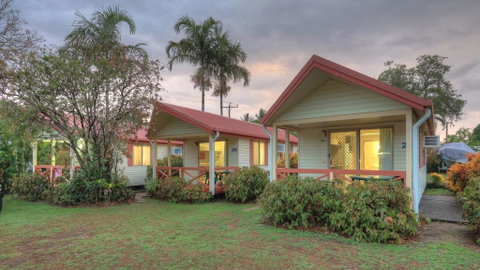 Flying Fish Point Tourist Park - Accommodation Fremantle 0