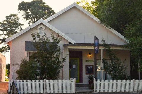 Flying Fox Backpackers - Accommodation Fremantle 0