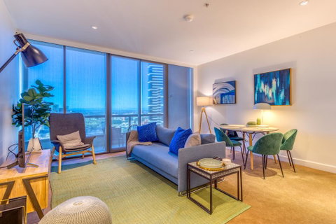 Flying Views Over The CBD, Free Parking, Pool, Sauna, Wifi - Accommodation Fremantle 0