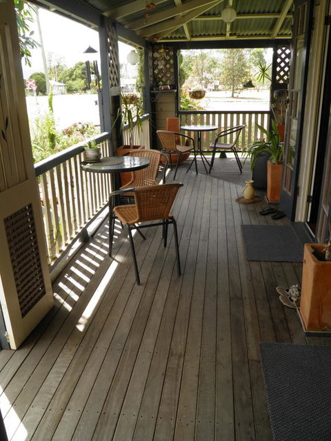 Follywood Guesthouse B&B - Accommodation Fremantle 3