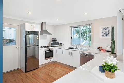 Forest View Villa - Accommodation Fremantle 2