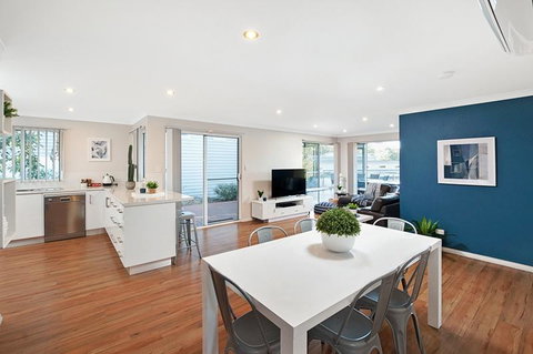 Forest View Villa - Accommodation Fremantle 0
