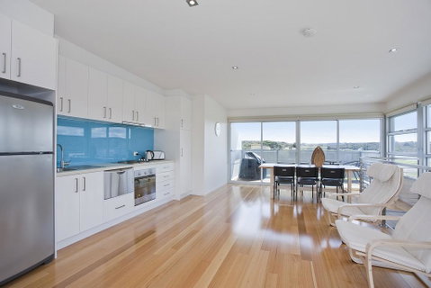 Four Kings Apartment - Deluxe 2br #3 - Accommodation Fremantle 0