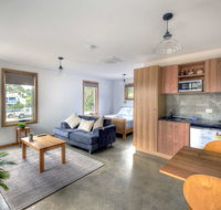 Freycinet Stone Studio 7 - Quartz - Accommodation Fremantle