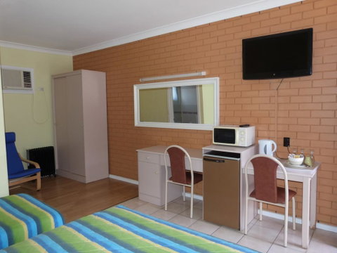 Fullarton Motor Lodge - Accommodation Fremantle 2