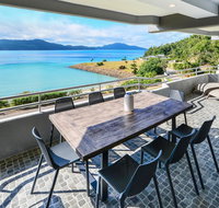 Fully Renovated Frangipani Beach Front Apartments - Accommodation Fremantle