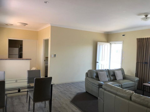 Gale Street Motel & Villas - Accommodation Fremantle 2
