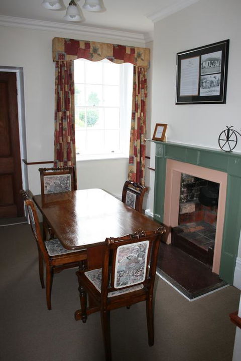 Gaol House Cottages - Accommodation Fremantle 2