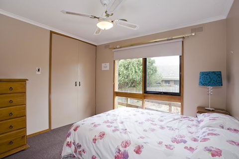 Geelong Holiday Home - Accommodation Fremantle 1