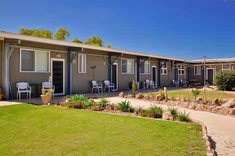 Getaway Villas Unit 38-3 - 1 Bedroom Self-Contained Accommodation - Accommodation Fremantle 0