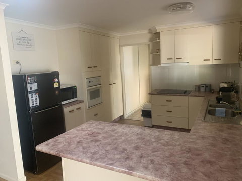 Gin Gin Budget Accommodation - Accommodation Fremantle 3