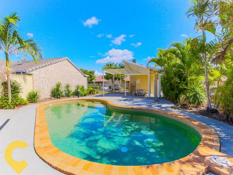 Gold Coast Family Villa - Accommodation Fremantle 2