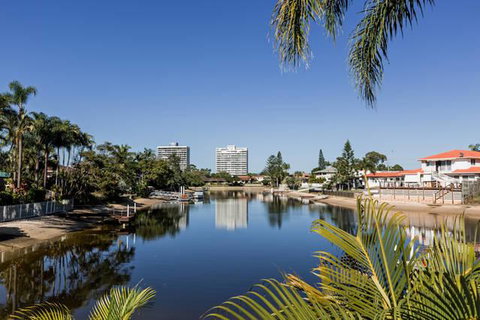 Gold Stay At BroadBeach Gold Coast - Accommodation Fremantle 3