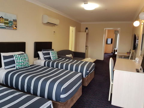 Golden Age Motor Inn - Accommodation Fremantle 1