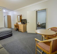 Golden Guitar Motor Inn - Accommodation Fremantle
