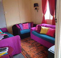 Golden Mt Rest on James - Accommodation Fremantle