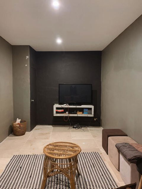 Golden Streams - Accommodation Fremantle 2