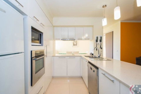 Gorgeous 4 Bed Beachside Apartment - Diamond Beach Resort - Accommodation Fremantle 1