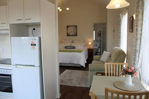Grace Cottages - Accommodation Fremantle 3
