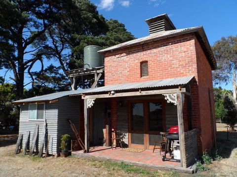 Grampians Historic Tobacco Kiln - Accommodation Fremantle 0