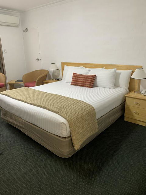 Grand Country Lodge - Accommodation Fremantle 2