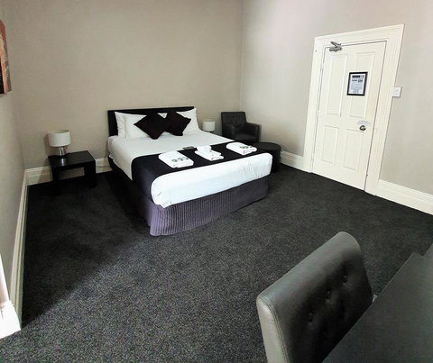 Grand Hotel - Accommodation Fremantle 2