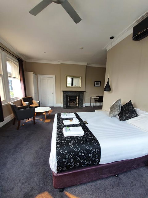 Grand Hotel - Accommodation Fremantle 0