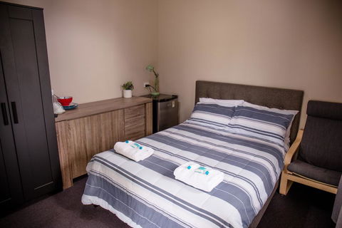 Grand Hotel Mount Morgan - Accommodation Fremantle 2
