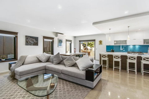 Grand Valley Vista - Accommodation Fremantle 0