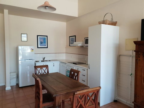 Granita's - Accommodation Fremantle 3