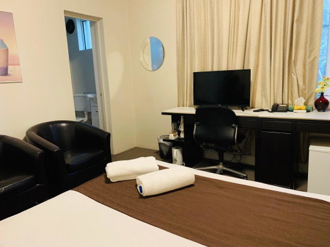 Greenwich Inn Motel - Accommodation Fremantle 2