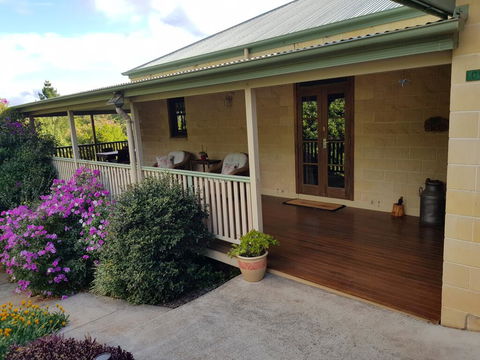 Gumtree House Montville - Accommodation Fremantle 0