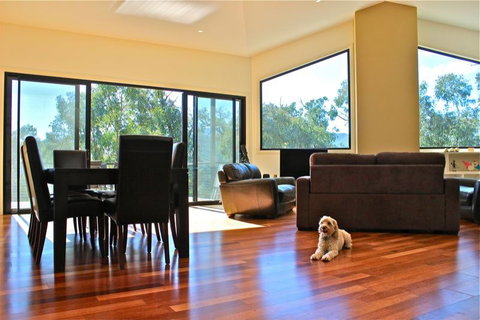Gumtree Villa - Accommodation Fremantle 0