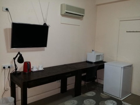 Hampton Court Apartments - Accommodation Fremantle 2