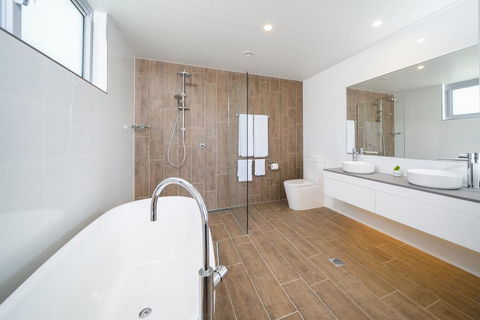 Harbour Cove - Accommodation Fremantle 2