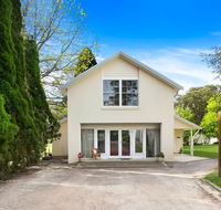 Hardigreen Park - spacious with tennis court - Accommodation Fremantle