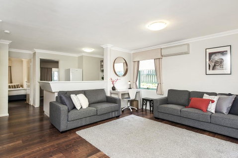 Hay St - Subi - Accommodation Fremantle 2