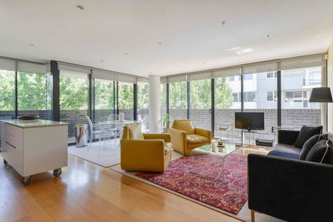 HAZEL Chapel St Socialite. Pool, Spa & Gym - Accommodation Fremantle 0