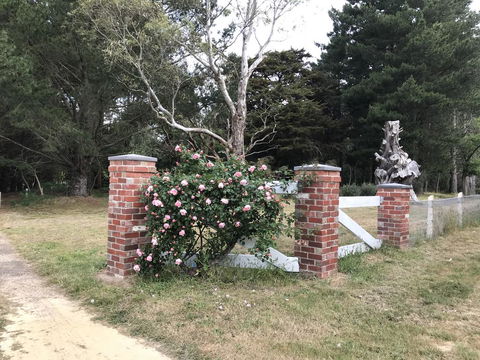 Helen's Luxury Hut - Accommodation Fremantle 2
