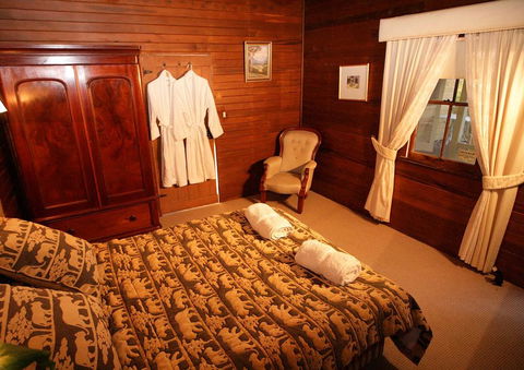 Hermitage Cottage - Accommodation Fremantle 3